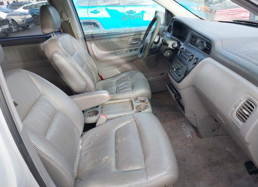 Photo 5 of 2002 Honda Odyssey EX-L (VIN 2HKRL18002H566366)