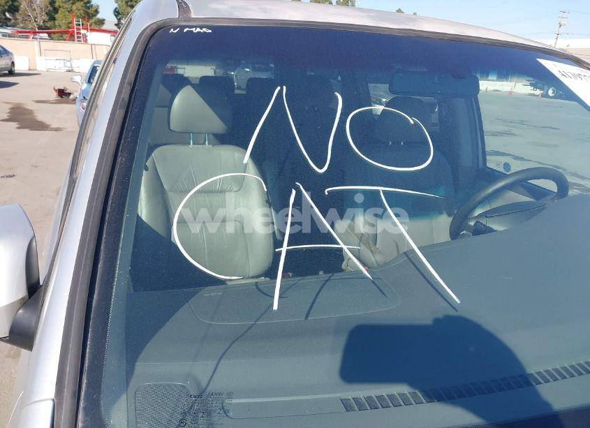 Photo 12 of 2002 Honda Odyssey EX-L (VIN 2HKRL18042H556407)