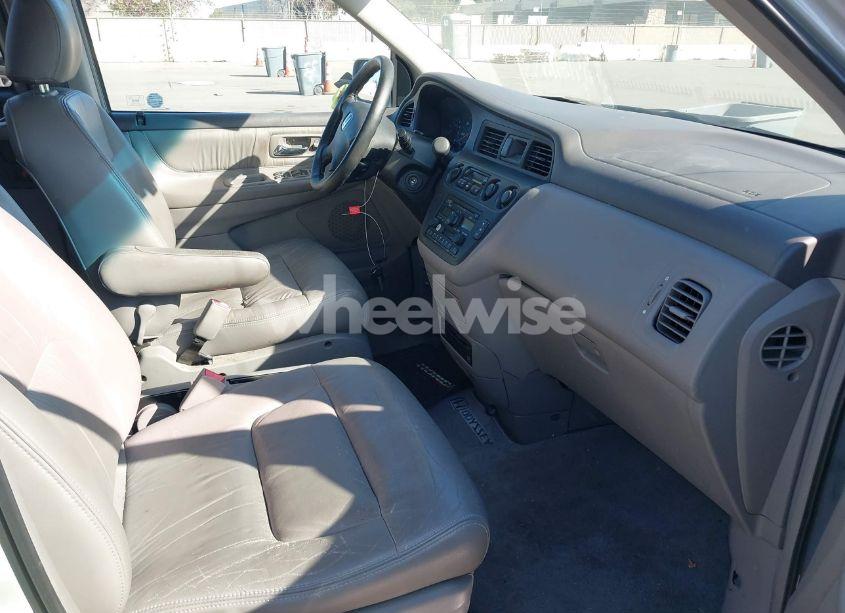 Photo 5 of 2002 Honda Odyssey EX-L (VIN 2HKRL18042H556407)