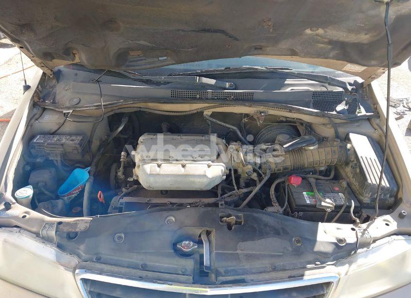 Photo 10 of 2002 Honda Odyssey EX-L (VIN 2HKRL18072H557793)