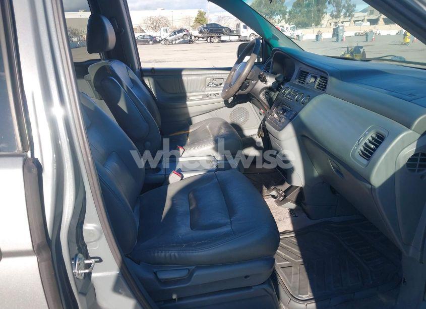 Photo 5 of 2002 Honda Odyssey EX-L (VIN 2HKRL18082H560153)