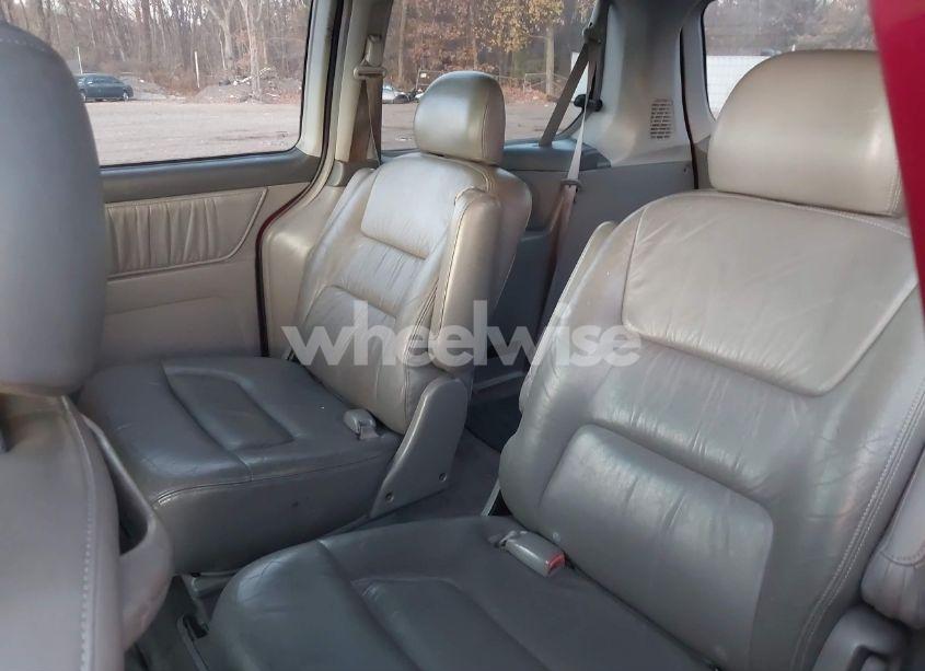 Photo 8 of 2002 Honda Odyssey EX-L (VIN 2HKRL18092H536976)