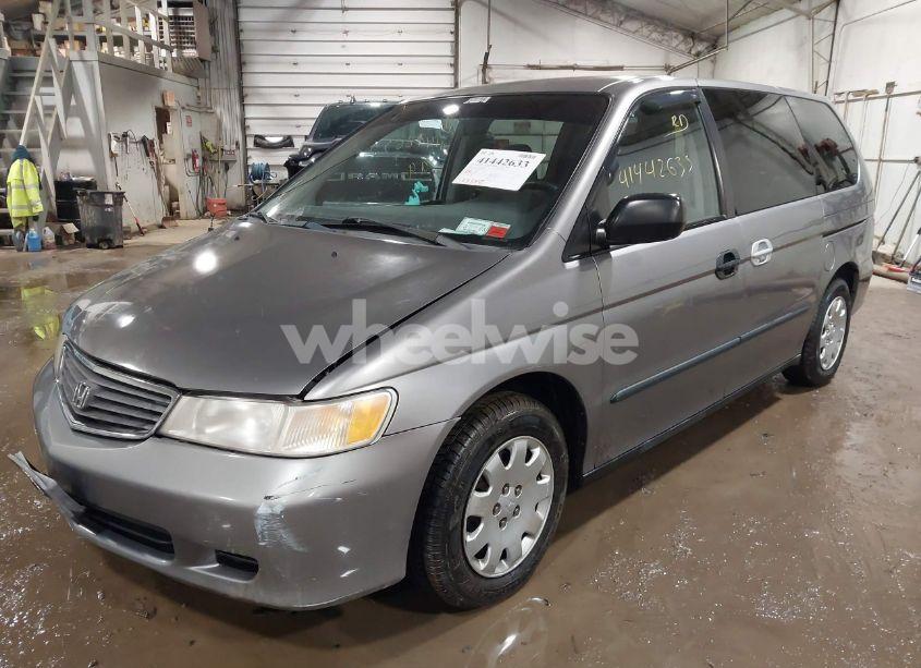Photo 2 of 1999 Honda Odyssey LX (VIN 2HKRL1851XH524548)