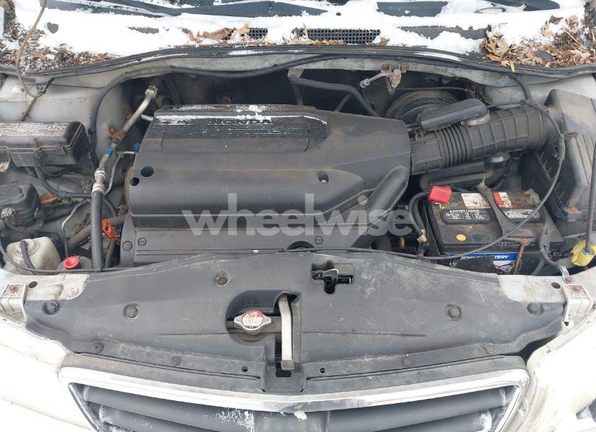 Photo 10 of 2002 Honda Odyssey LX (VIN 2HKRL18522H564923)