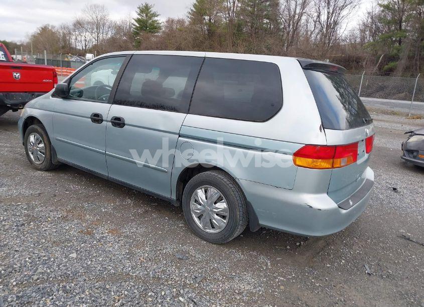 Photo 3 of 2002 Honda Odyssey LX (VIN 2HKRL18532H586638)