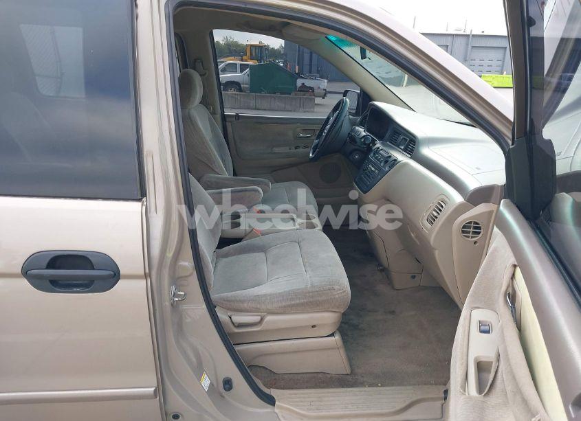 Photo 5 of 2003 Honda Odyssey LX (VIN 2HKRL18573H504671)