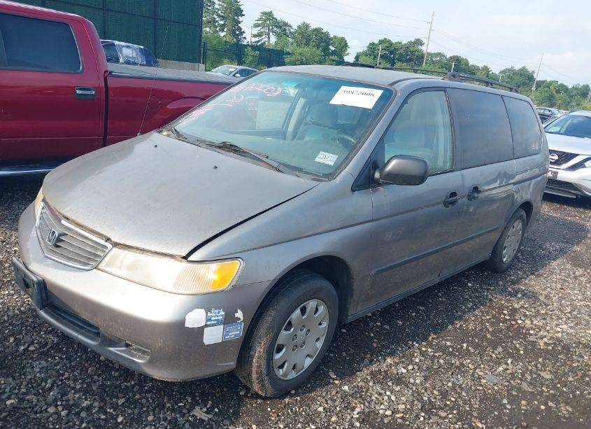 Photo 2 of 2000 Honda Odyssey LX (VIN 2HKRL1858YH525813)