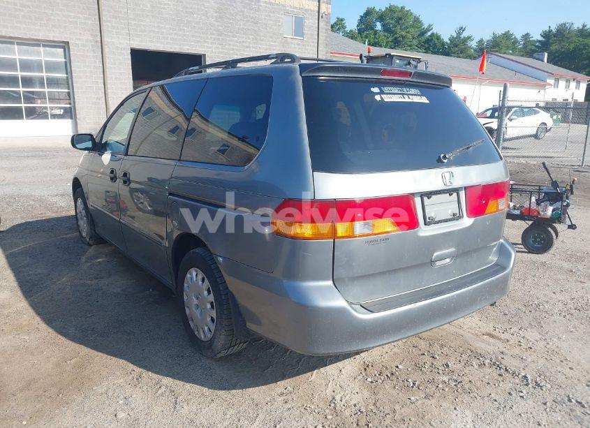 Photo 3 of 2002 Honda Odyssey LX (VIN 2HKRL185X2H553944)