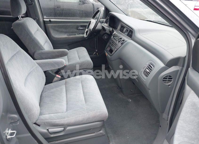 Photo 5 of 1999 Honda Odyssey EX (VIN 2HKRL1862XH550360)