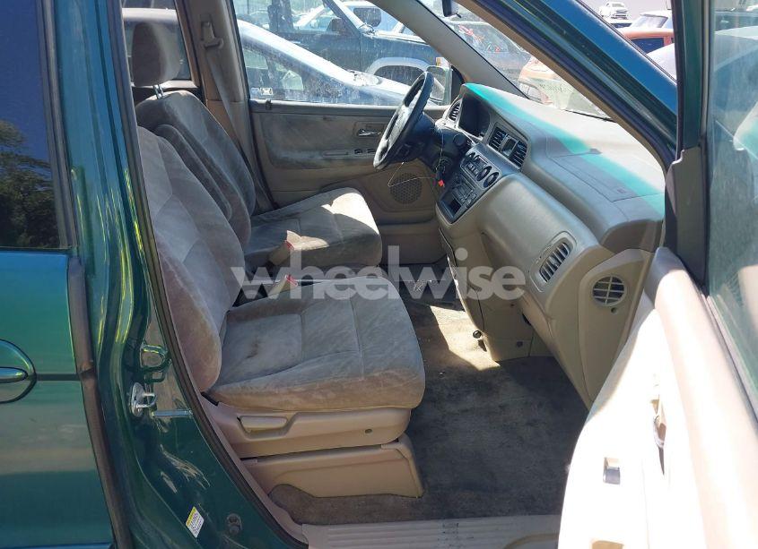 Photo 5 of 2002 Honda Odyssey EX (VIN 2HKRL18632H582789)