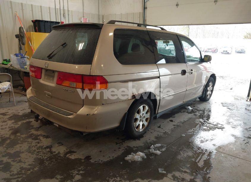 Photo 4 of 2002 Honda Odyssey EX (VIN 2HKRL18642H012445)