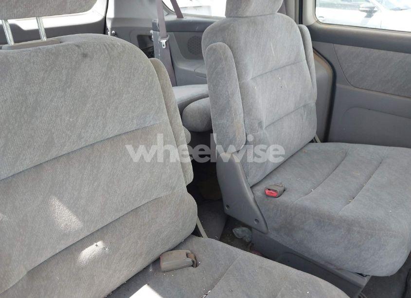 Photo 8 of 2000 Honda Odyssey EX (VIN 2HKRL1866YH522868)