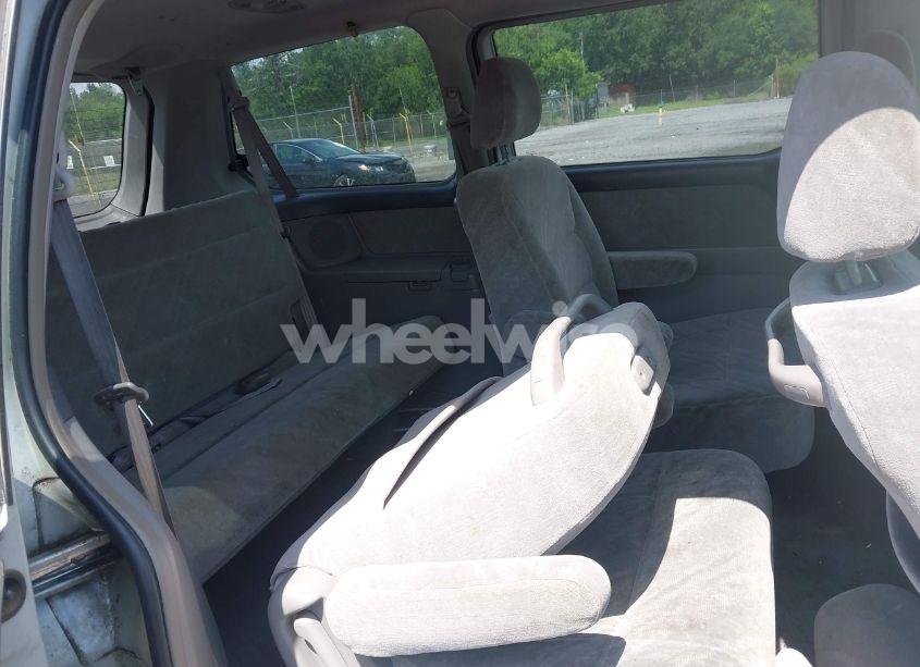 Photo 8 of 2002 Honda Odyssey EX (VIN 2HKRL18692H526842)