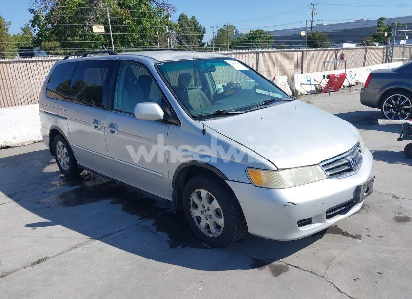 2002 Honda Odyssey EX (VIN 2HKRL186X2H513999) main photo