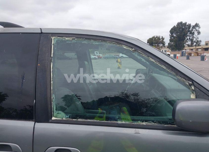 Photo 12 of 2002 Honda Odyssey EX-L (VIN 2HKRL18922H542116)