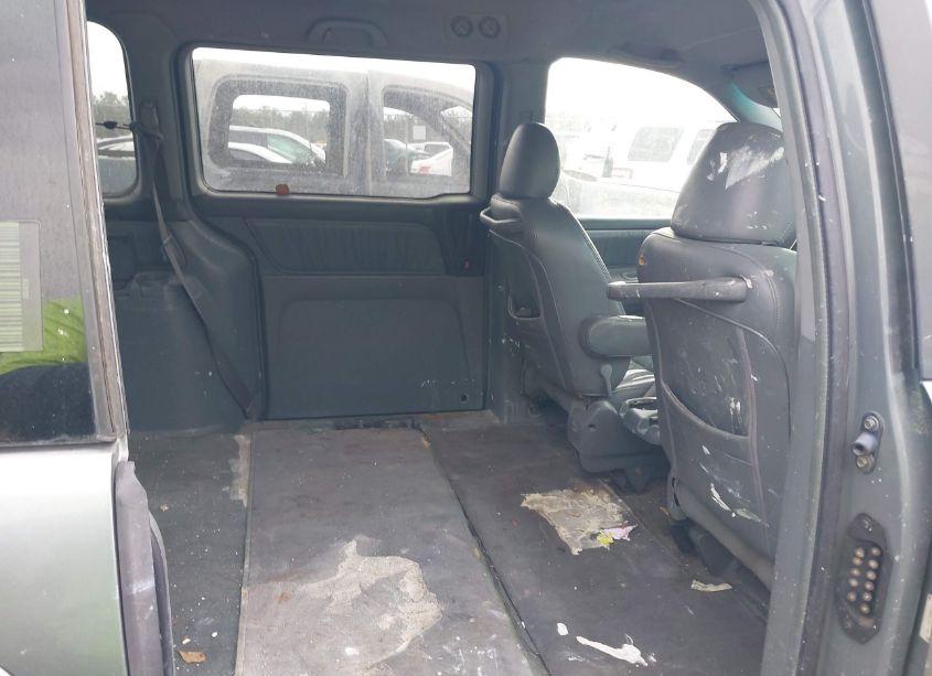 Photo 8 of 2002 Honda Odyssey EX-L (VIN 2HKRL18932H535529)