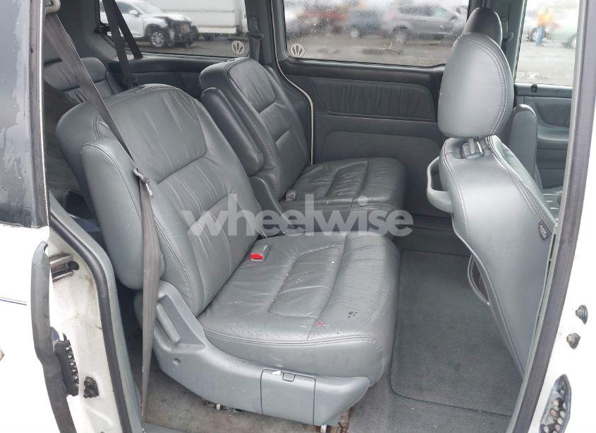 Photo 8 of 2002 Honda Odyssey EX-L (VIN 2HKRL18942H523437)