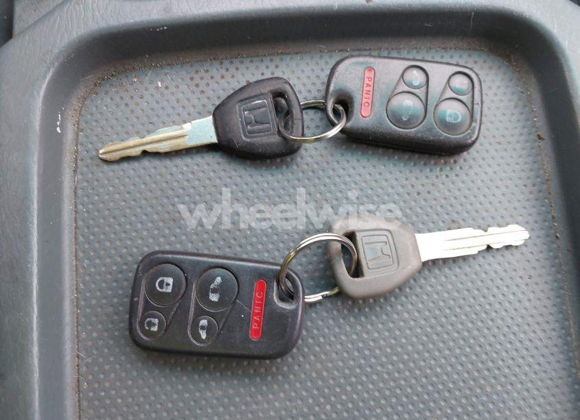 Photo 11 of 2002 Honda Odyssey EX-L (VIN 2HKRL18962H523441)