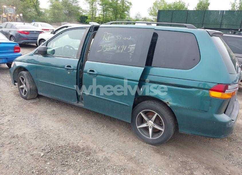 Photo 3 of 2002 Honda Odyssey EX-L (VIN 2HKRL18982H553010)