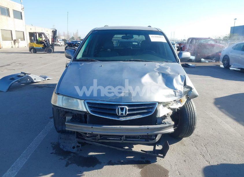 Photo 13 of 2002 Honda Odyssey EX-L (VIN 2HKRL189X2H530697)