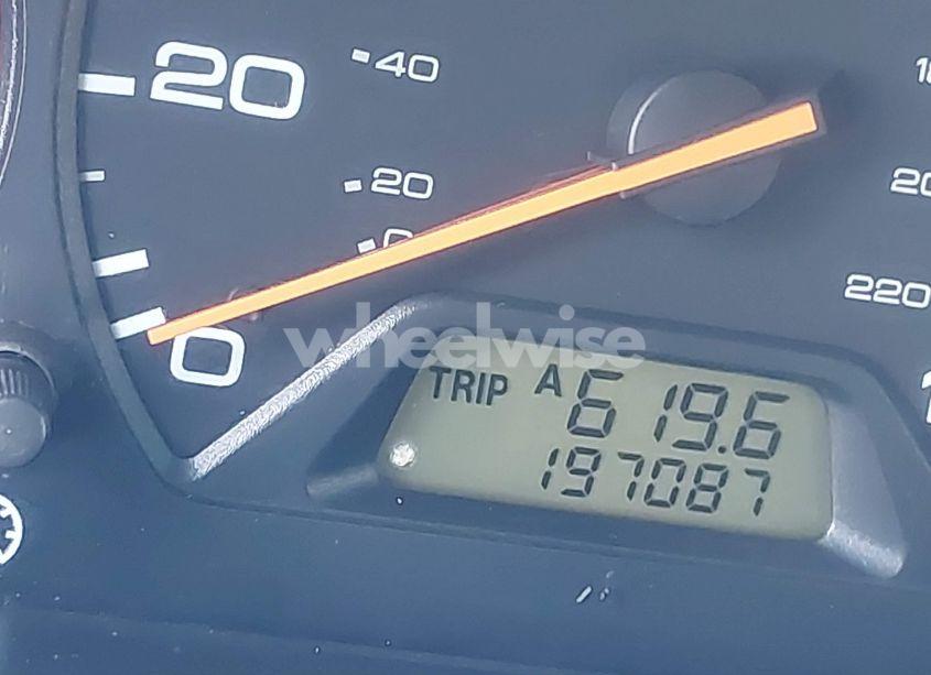 Photo 16 of 2002 Honda Odyssey EX-L (VIN 2HKRL189X2H530697)