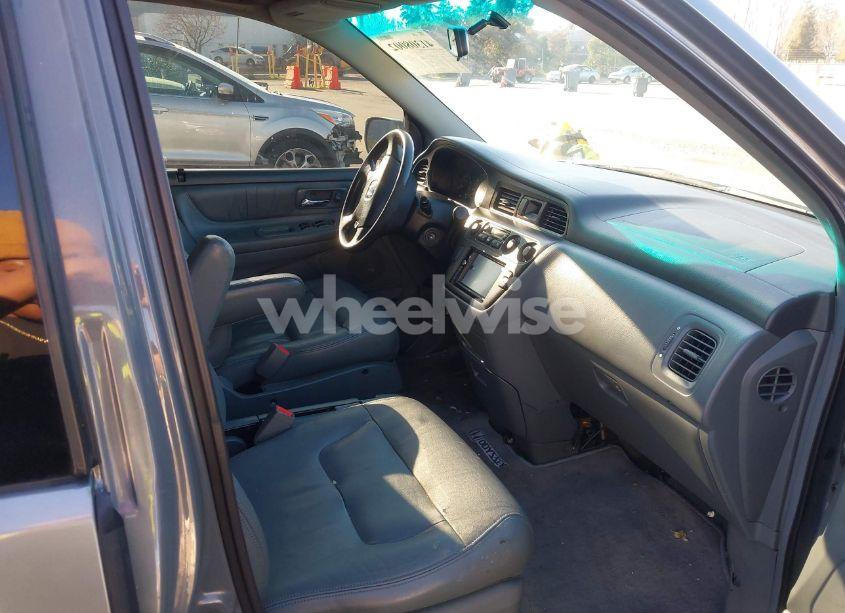 Photo 5 of 2002 Honda Odyssey EX-L (VIN 2HKRL189X2H530697)