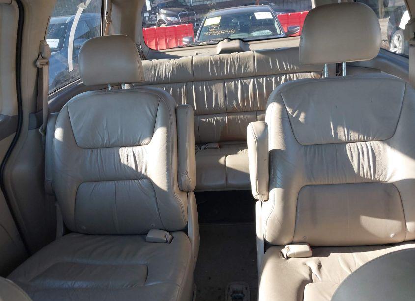 Photo 8 of 2002 Honda Odyssey EX-L (VIN 2HKRL189X2H531557)