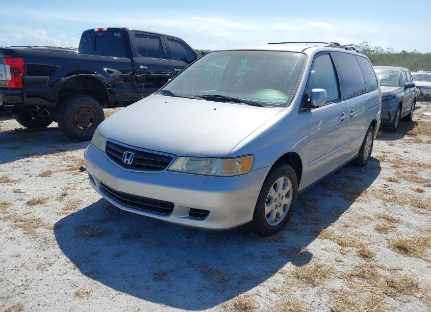 Photo 2 of 2002 Honda Odyssey EX-L (VIN 2HKRL189X2H551081)