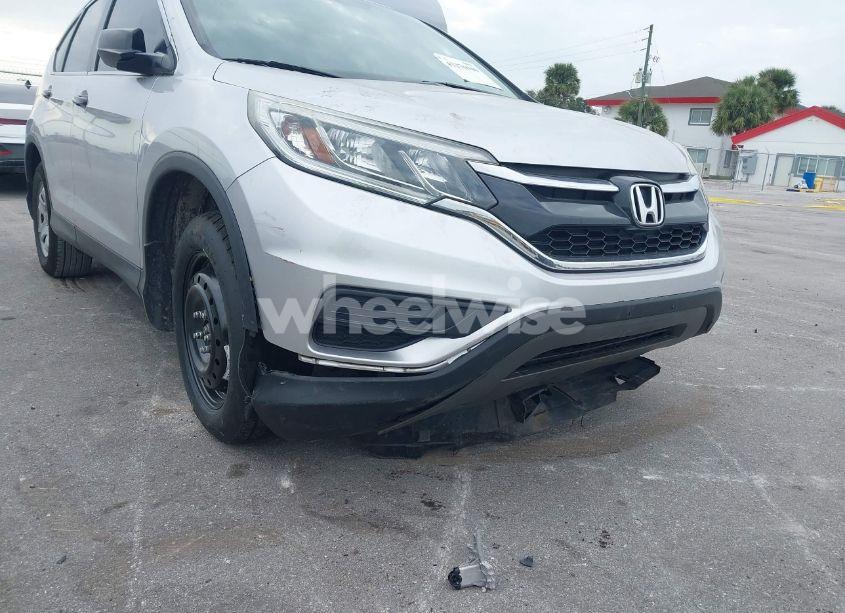 Photo 6 of 2015 Honda Cr-v LX (VIN 2HKRM3H30FH550631)
