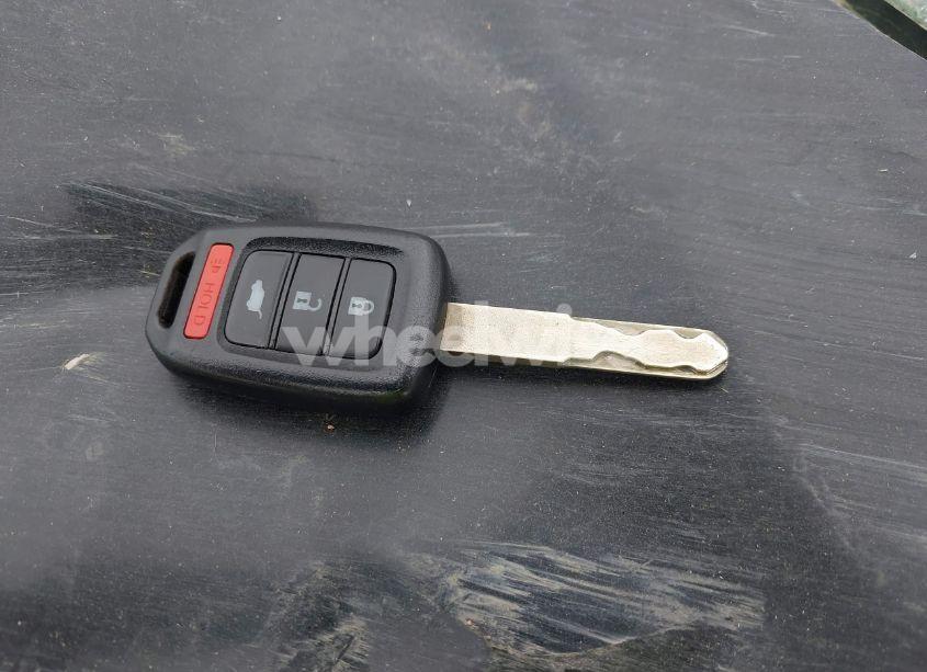 Photo 11 of 2016 Honda Cr-v LX (VIN 2HKRM3H30GH518778)