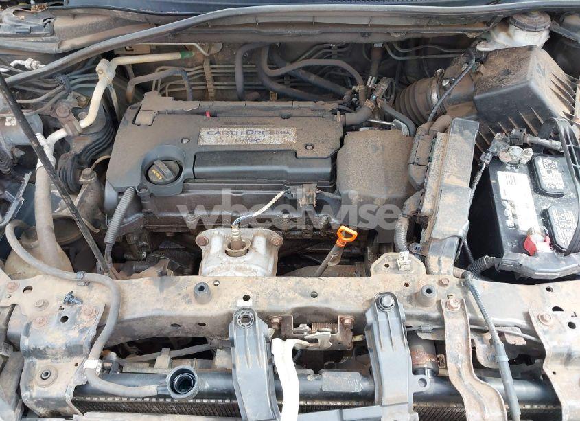 Photo 10 of 2015 Honda Cr-v LX (VIN 2HKRM3H31FH530274)