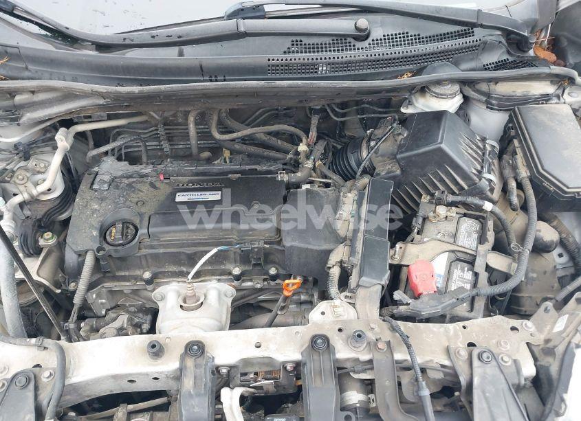 Photo 10 of 2016 Honda Cr-v LX (VIN 2HKRM3H31GH555497)