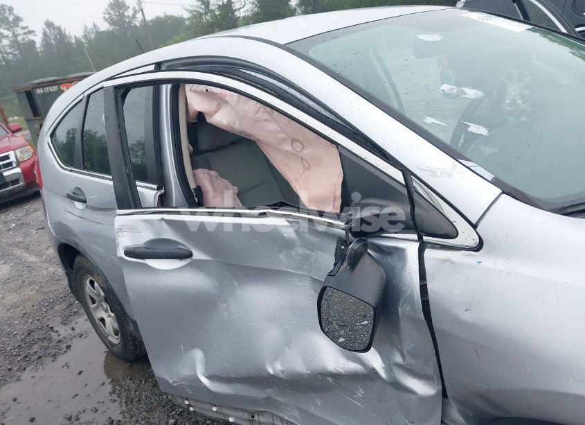 Photo 6 of 2016 Honda Cr-v LX (VIN 2HKRM3H31GH555497)