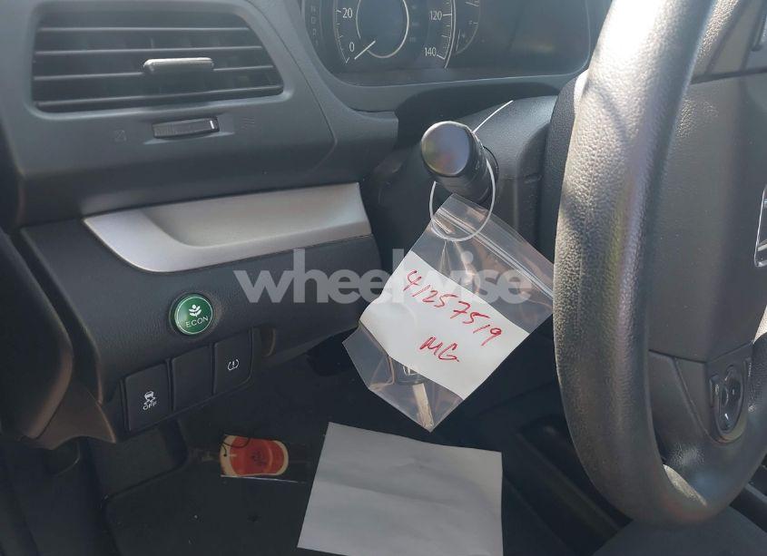 Photo 18 of 2014 Honda Cr-v LX (VIN 2HKRM3H32EH558812)