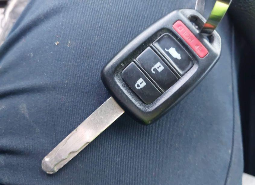 Photo 11 of 2016 Honda Cr-v LX (VIN 2HKRM3H32GH521763)