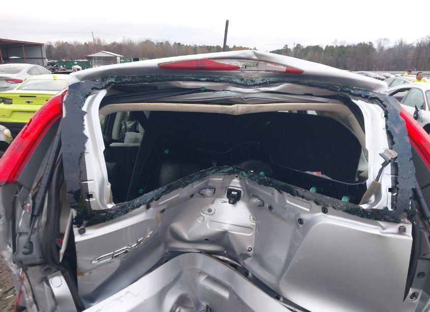 Photo 17 of 2016 Honda Cr-v LX (VIN 2HKRM3H32GH521763)