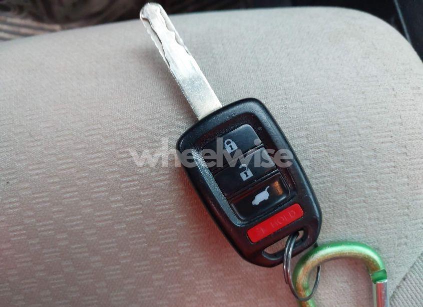Photo 11 of 2015 Honda Cr-v LX (VIN 2HKRM3H33FH523889)