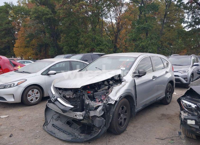 Photo 2 of 2016 Honda Cr-v LX (VIN 2HKRM3H33GH545425)