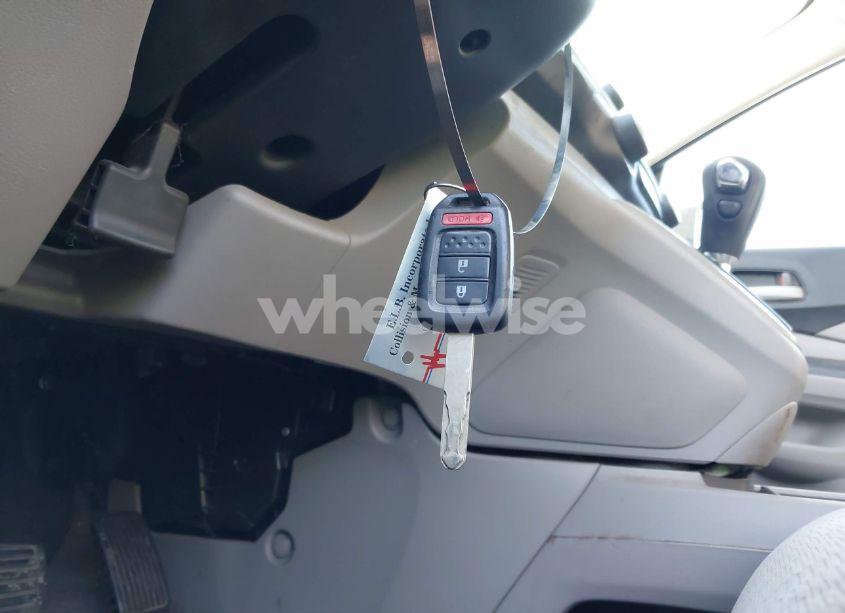 Photo 11 of 2014 Honda Cr-v LX (VIN 2HKRM3H36EH550700)