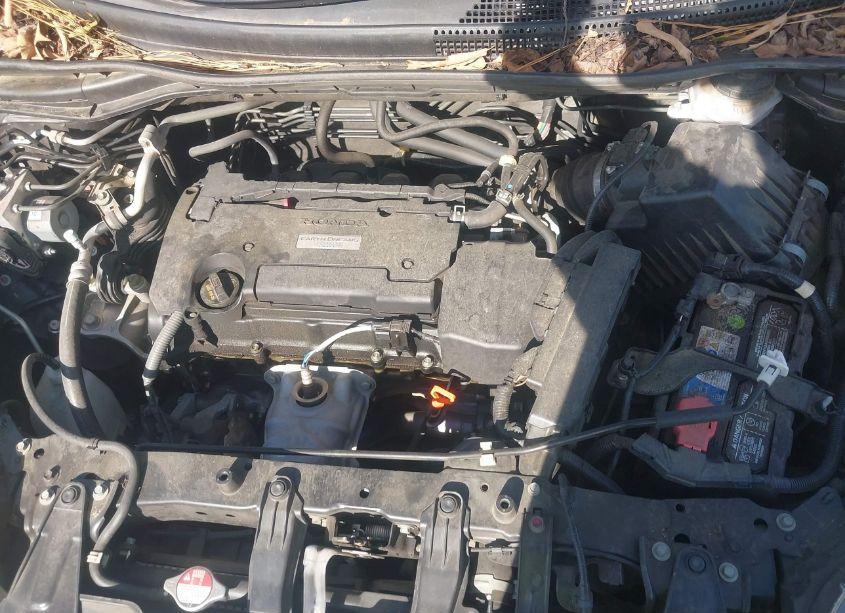 Photo 10 of 2016 Honda Cr-v LX (VIN 2HKRM3H36GH504254)