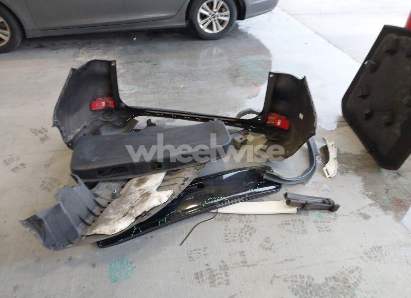 Photo 12 of 2016 Honda Cr-v LX (VIN 2HKRM3H37GH539157)