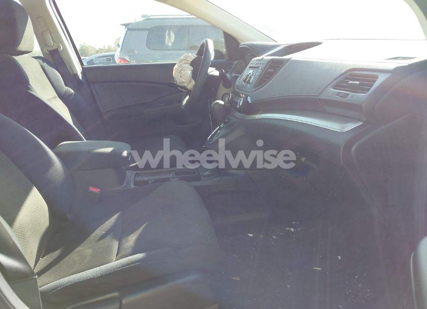 Photo 5 of 2016 Honda Cr-v LX (VIN 2HKRM3H37GH562633)