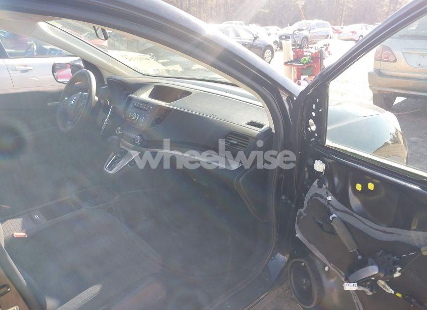 Photo 5 of 2014 Honda Cr-v LX (VIN 2HKRM3H38EH566817)