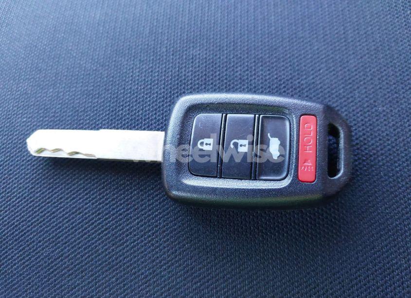 Photo 11 of 2015 Honda Cr-v LX (VIN 2HKRM3H39FH502562)