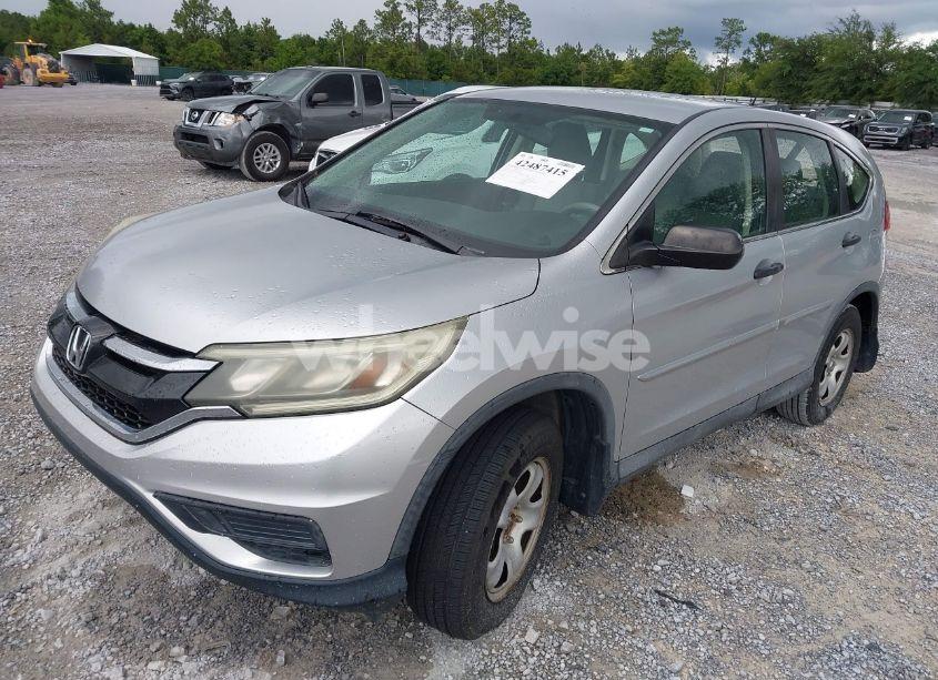 Photo 2 of 2015 Honda Cr-v LX (VIN 2HKRM3H3XFH509763)