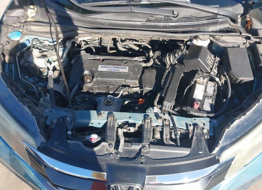 Photo 10 of 2015 Honda Cr-v LX (VIN 2HKRM3H3XFH545792)