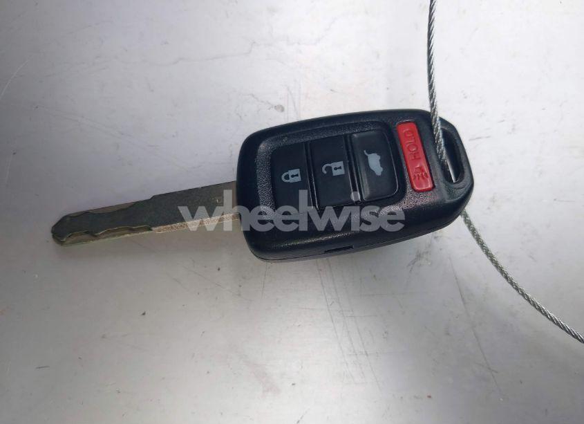 Photo 11 of 2016 Honda Cr-v SE (VIN 2HKRM3H40GH518451)