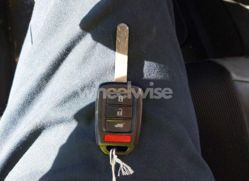 Photo 11 of 2016 Honda Cr-v SE (VIN 2HKRM3H41GH526414)