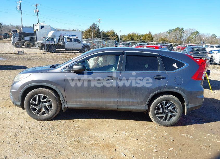 Photo 14 of 2016 Honda Cr-v SE (VIN 2HKRM3H41GH526414)