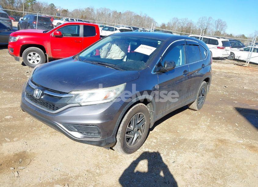 Photo 2 of 2016 Honda Cr-v SE (VIN 2HKRM3H41GH526414)